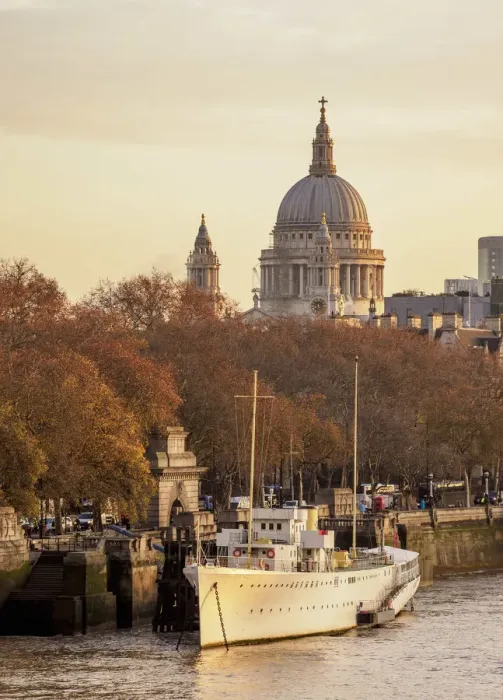 Framed Print : River Thames and St Pauls Cathedral at sunrise, London, England, United Kingdom