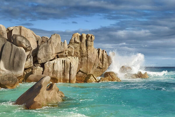 Rock formation at Anse Cocos - Seychelles, La Digue, Anse Cocos - Indian Ocean