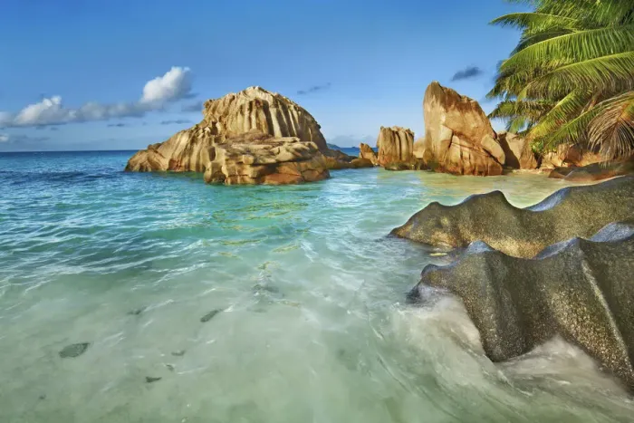 Framed Print : Rock formation at Anse Patates - Seychelles, La Digue, Anse Patates - Indian Ocean Framed Print : Rock formation at Anse Patates - Seychelles, La Digue, Anse Patates - Indian Ocean