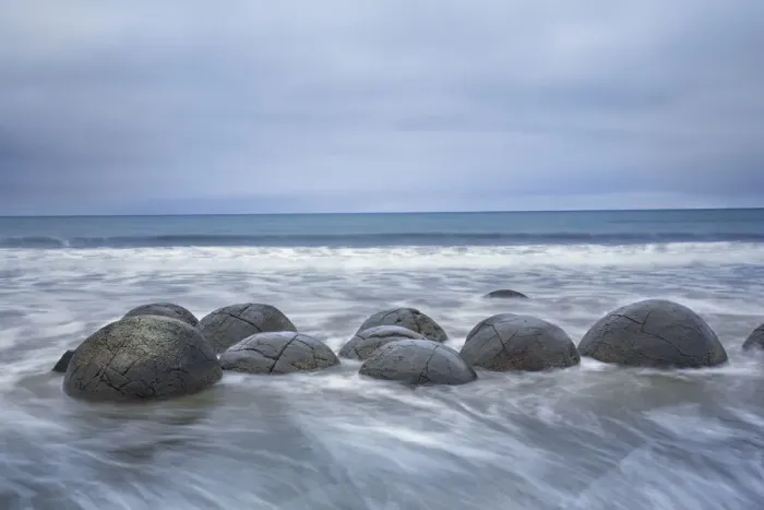 Framed Print : Rock formation Moeraki Boulders - New Zealand, South Island, Otago, Waitaki Framed Print : Rock formation Moeraki Boulders - New Zealand, South Island, Otago, Waitaki
