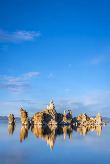 Framed Print : Rock formation at South Tufa on sunny day, Mono Lake, Mono County, Sierra Nevada Framed Print : Rock formation at South Tufa on sunny day, Mono Lake, Mono County, Sierra Nevada