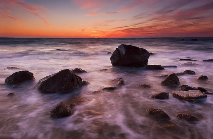 Framed Print : Rock at low tide on Little Island in West Falmouth, Massachusetts, USa Framed Print : Rock at low tide on Little Island in West Falmouth, Massachusetts, USa
