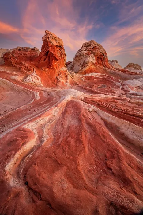 Framed Print : Rock patterns at White Pocket in Vermilion Cliffs National Monument, Arizona, USA Framed Print : Rock patterns at White Pocket in Vermilion Cliffs National Monument, Arizona, USA