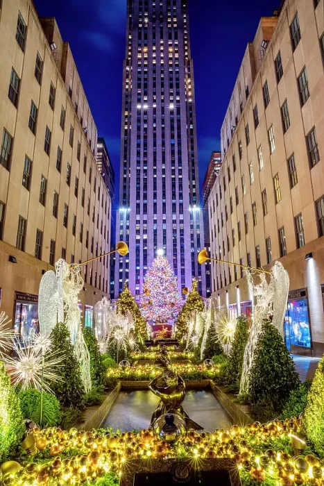 Framed Print : Rockefeller Center with Christmas Tree and Angels, Manhattan, New York City, New York, USA Framed Print : Rockefeller Center with Christmas Tree and Angels, Manhattan, New York City, New York, USA