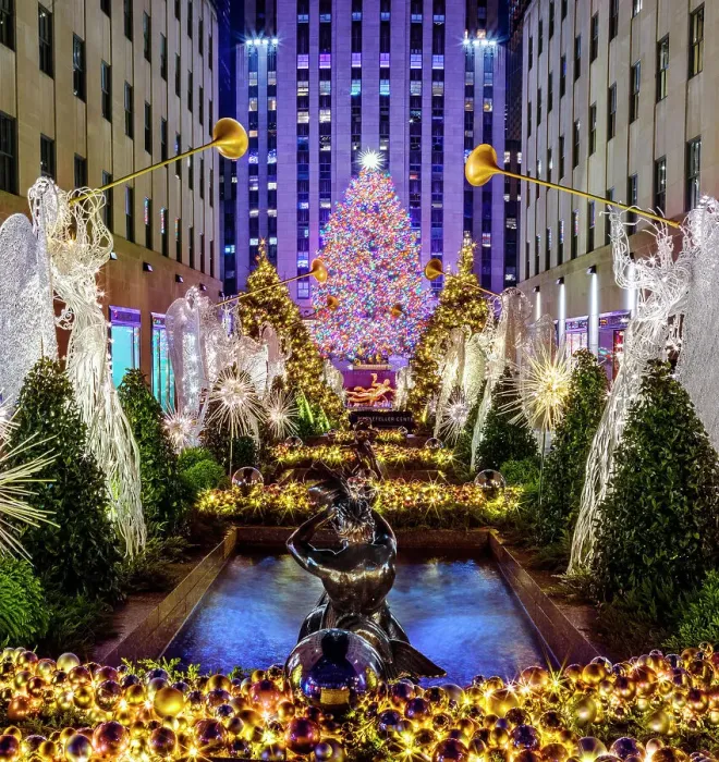 Framed Print : Rockefeller Center with Christmas Tree and Angels, Manhattan, New York City, New York, USA Framed Print : Rockefeller Center with Christmas Tree and Angels, Manhattan, New York City, New York, USA