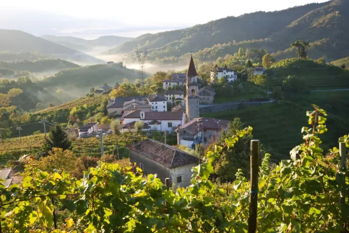 Framed Print : Rolle village & Prosecco vineyards, Veneto, Italy Framed Print : Rolle village & Prosecco vineyards, Veneto, Italy
