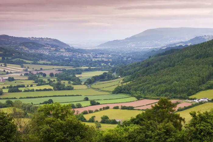 Framed Print : Rolling countryside in the Usk Valley looking towards Crickhowell, Brecon Beacons Framed Print : Rolling countryside in the Usk Valley looking towards Crickhowell, Brecon Beacons