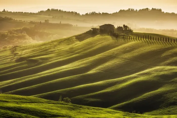 Framed Print : Rolling farmland near Asciano, La Crete Senesi, Tuscany Framed Print : Rolling farmland near Asciano, La Crete Senesi, Tuscany