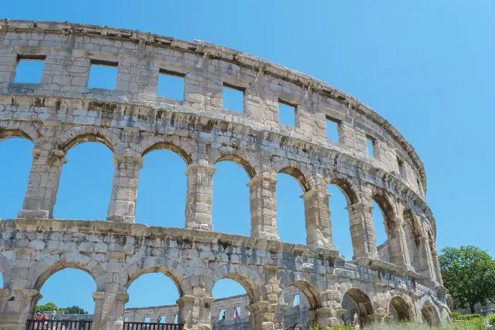 Framed Print : Roman amphitheatre, Pula, Istria, Croatia