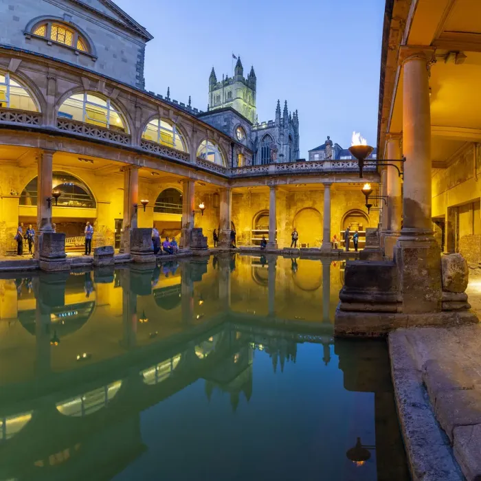 Framed Print : The Roman Baths and Bath Cathedral illuminated at dusk, Bath, Somerset, England Framed Print : The Roman Baths and Bath Cathedral illuminated at dusk, Bath, Somerset, England