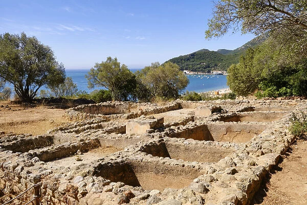 A Roman fish factory, dating back to the 1st century AC, where the fish was prepared and preserved (Garum) in amphoras to be sent to Rome. Portinho, Arrabida Nature Park. Portugal
