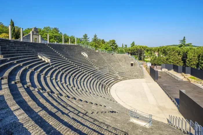 Framed Print : Roman theatre, Vaison-La-Romaine, Vaucluse, Provence-Alpes-Cotes d'Azur, France Framed Print : Roman theatre, Vaison-La-Romaine, Vaucluse, Provence-Alpes-Cotes d'Azur, France