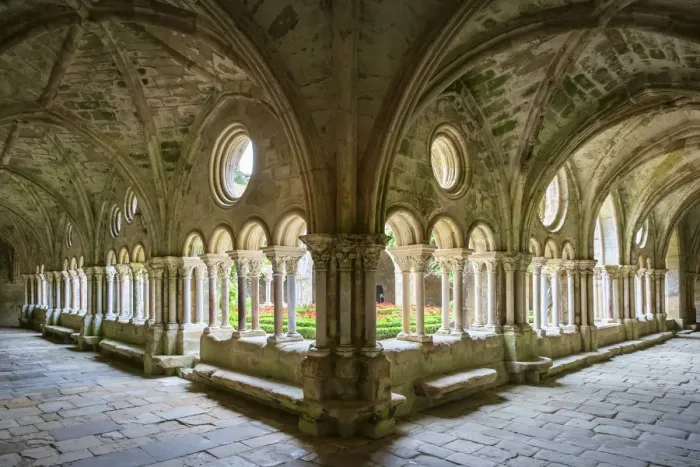 Framed Print : Romanesque cloisters at Abbaye de Fontfroide, Aude Department, Languedoc-Roussillon Framed Print : Romanesque cloisters at Abbaye de Fontfroide, Aude Department, Languedoc-Roussillon