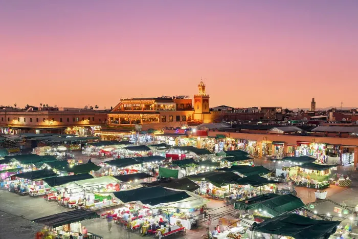 Framed Print : Romantic sky at sunset over market stalls in Jemaa el Fna square, Marrakech, Morocco
