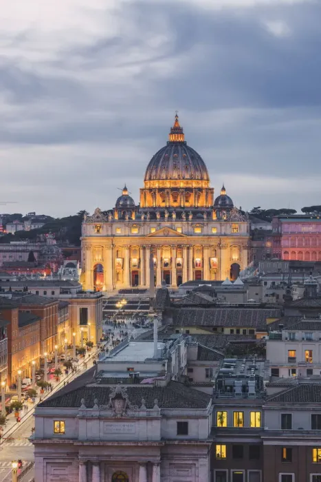 Framed Print : Rome, Lazio, Italy. High angle view of the Vatican City and St Peters Basilica Framed Print : Rome, Lazio, Italy. High angle view of the Vatican City and St Peters Basilica