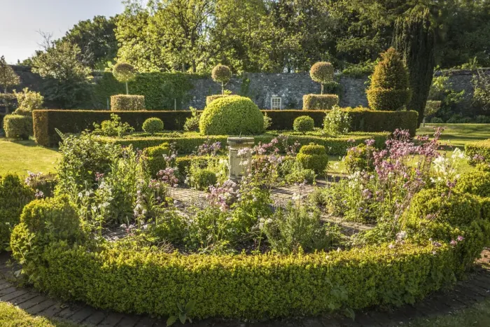 Framed Print : Rosneath Walled Garden, Helensburgh, Aryll and Bute, Scotland, Great Britain Framed Print : Rosneath Walled Garden, Helensburgh, Aryll and Bute, Scotland, Great Britain