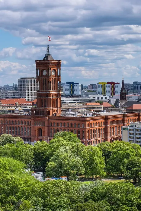 Framed Print : Rotes Rathaus (Red Townhall), Berlin, Germany Framed Print : Rotes Rathaus (Red Townhall), Berlin, Germany