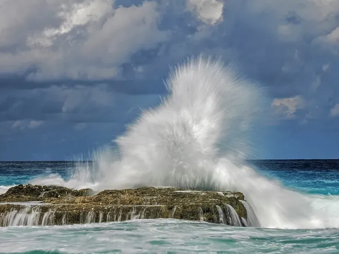 Framed Print : Rough ocean conditions along the ironshore of Grand Cayman, Cayman Islands, British West Indies Framed Print : Rough ocean conditions along the ironshore of Grand Cayman, Cayman Islands, British West Indies