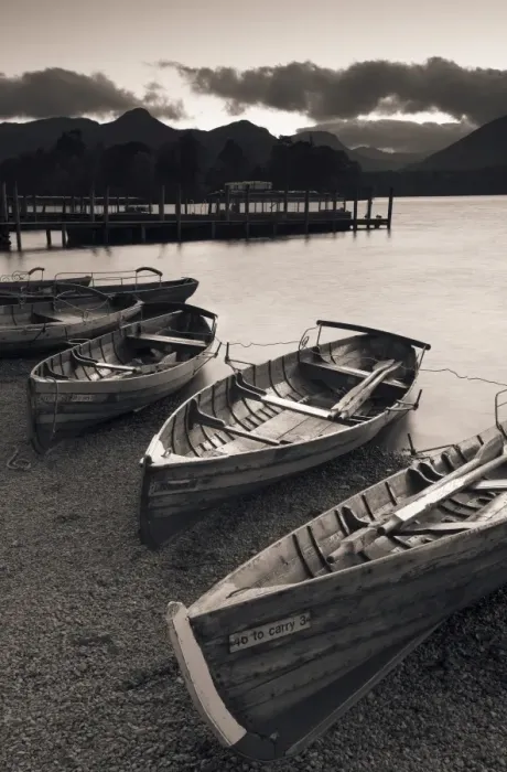 Framed Print : Rowing Boats, Derwent Water, Lake District, Cumbria, UK