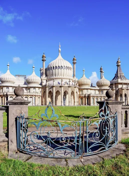 Framed Print : The Royal Pavilion, Brighton, City of Brighton and Hove, East Sussex, England, United Kingdom Framed Print : The Royal Pavilion, Brighton, City of Brighton and Hove, East Sussex, England, United Kingdom
