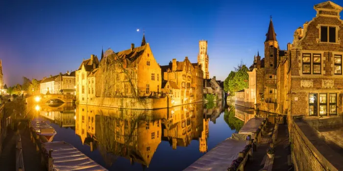 Framed Print : Rozenhoedkai Canal & Belfry at Dusk, Brugge, Belgium