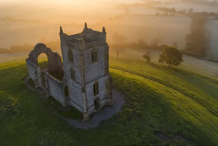 Framed Print : The ruined church of St Michael on the summit of Burrow Mump, Burrowbridge, Somerset