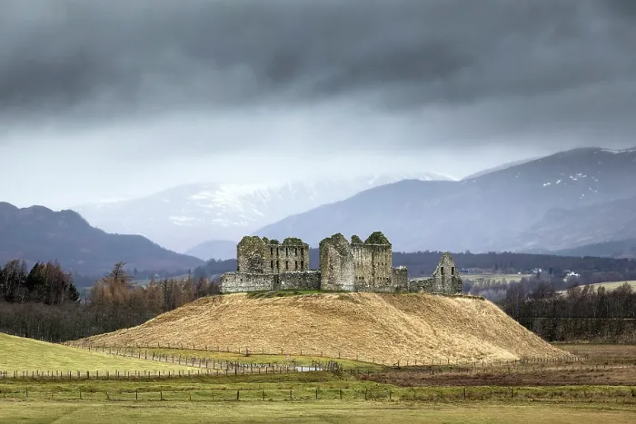 Framed Print : The ruins of Ruthven Barracks, Kingussie, Highland Region, Scotland, UK, February 2025 Framed Print : The ruins of Ruthven Barracks, Kingussie, Highland Region, Scotland, UK, February 2025