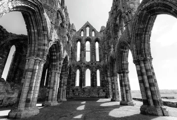 Framed Print : The ruins of Whitby Abbey, Whitby, North Yorkshire, England Framed Print : The ruins of Whitby Abbey, Whitby, North Yorkshire, England