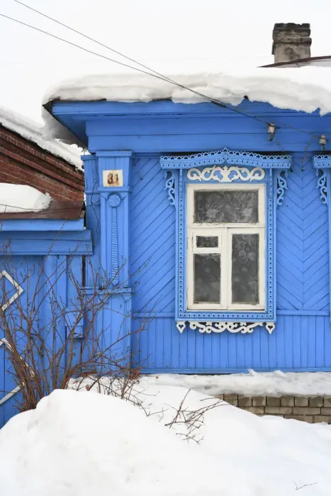 Framed Print : Rural wooden house, Vladimir region, Russia Framed Print : Rural wooden house, Vladimir region, Russia