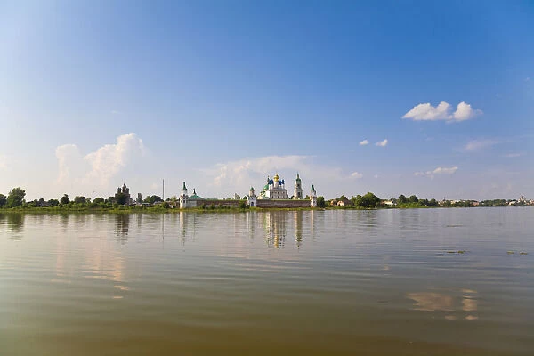 Russia, The Golden Ring, Rostov The Great, Monastery of St James viewed across lake