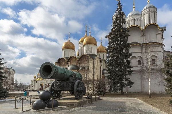 Russia, Moscow, Tsar Cannon in the Moscow Kremlin