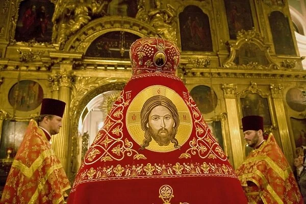 Russia, St. Petersburg; During an Easter Orthodox ceremony at Vladimirski Cathedral