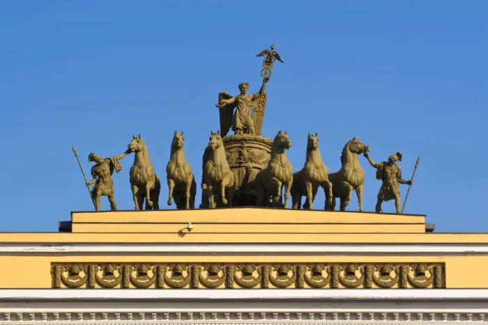 Framed Print : Russia, St Petersburg, Palace Square, Triumphal Arch, Chariot of Glory, a monument Framed Print : Russia, St Petersburg, Palace Square, Triumphal Arch, Chariot of Glory, a monument