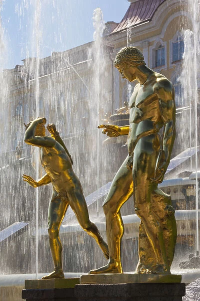 Russia, St. Petersburg, Peterhof, Grand Cascade fountains