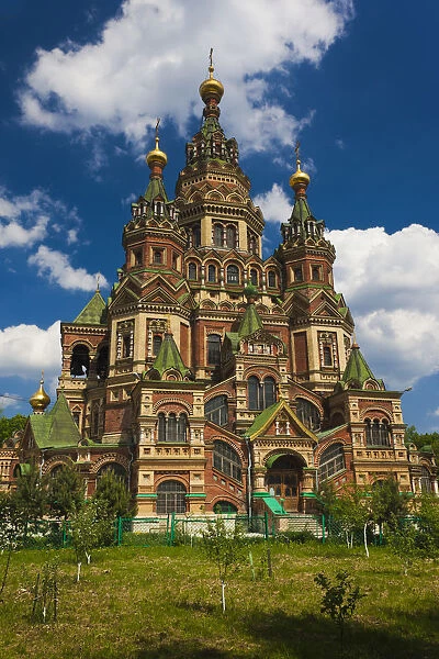Russia, St. Petersburg, Peterhof, Saints Peter and Paul Cathedral