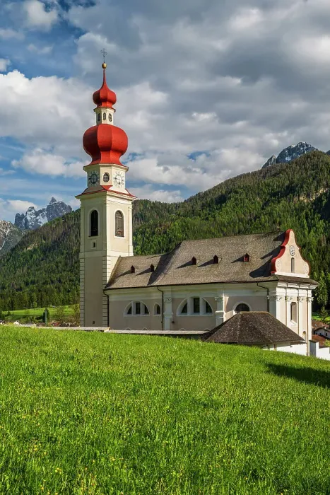 Framed Print : S. Stefano parish church, Niederdorf-Villabassa, Pustertal-Val Pusteria, Alto Adige-South Tyrol, Italy Framed Print : S. Stefano parish church, Niederdorf-Villabassa, Pustertal-Val Pusteria, Alto Adige-South Tyrol, Italy