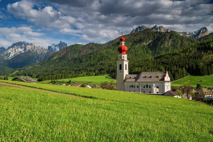 Framed Print : S. Stefano parish church, Niederdorf-Villabassa, Pustertal-Val Pusteria, Alto Adige-South Tyrol, Italy Framed Print : S. Stefano parish church, Niederdorf-Villabassa, Pustertal-Val Pusteria, Alto Adige-South Tyrol, Italy