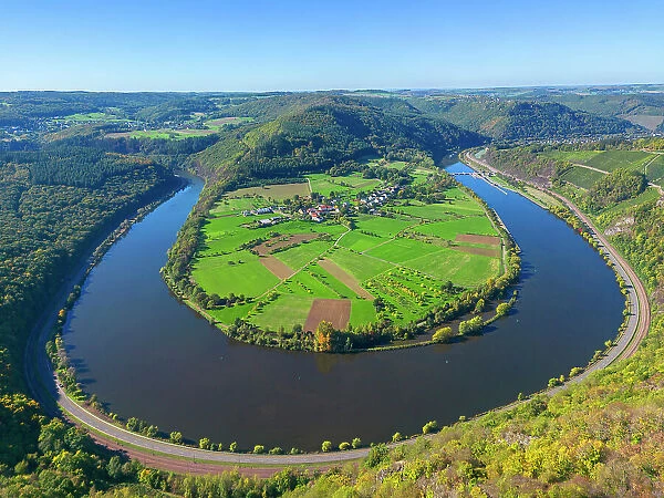 Saar horseshoe bend at Taben-Rodt, Saar valley, Hunsruck, Rhineland-Palatinate, Germany