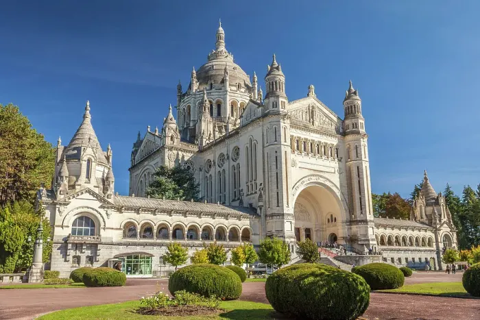 Framed Print : Sainte-Therese Basilica in Lisieux, Calvados, Normandy, France Framed Print : Sainte-Therese Basilica in Lisieux, Calvados, Normandy, France