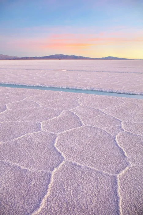 Framed Print : The Salinas Grandes salt flat at twilight, Puna de Atacama, Jujuy, Northwest Argentina Framed Print : The Salinas Grandes salt flat at twilight, Puna de Atacama, Jujuy, Northwest Argentina