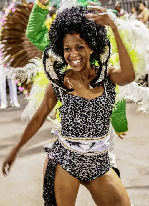 Framed Print : Samba Dancer at the Carnival Parade in Rio de Janeiro, Brazil Framed Print : Samba Dancer at the Carnival Parade in Rio de Janeiro, Brazil
