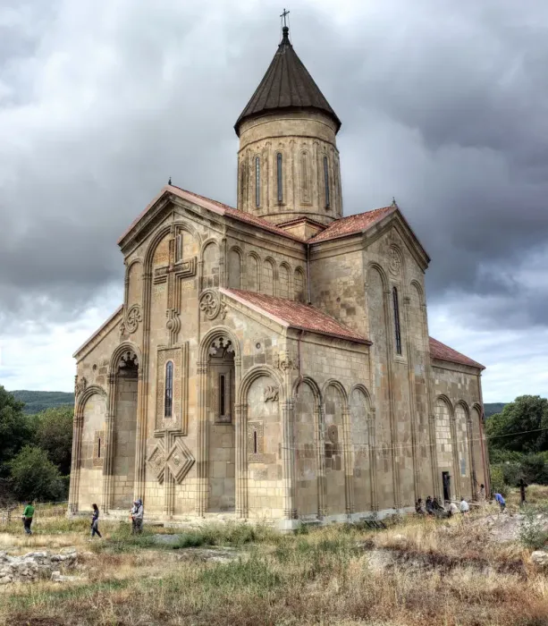 Framed Print : Samtavisi Cathedral (11th century), Shida Kartli, Georgia Framed Print : Samtavisi Cathedral (11th century), Shida Kartli, Georgia