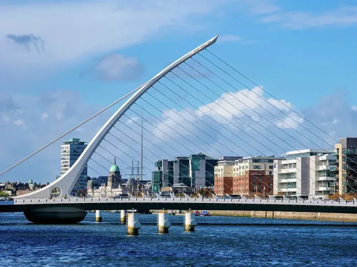 Framed Print : Samuel Beckett Bridge, Dublin, Ireland Framed Print : Samuel Beckett Bridge, Dublin, Ireland