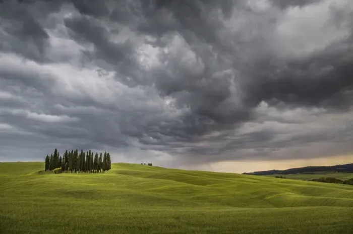 Framed Print : San Quirico d Orcia, Tuscany, Italy. Cypresses and stormy sky Framed Print : San Quirico d Orcia, Tuscany, Italy. Cypresses and stormy sky