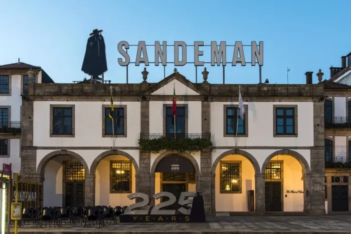 Framed Print : Sandeman Port Wine Warehouse, Porto, Portugal Framed Print : Sandeman Port Wine Warehouse, Porto, Portugal