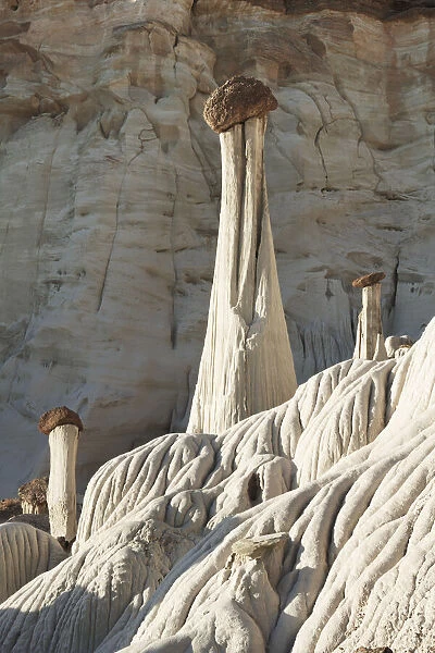 Sandstone erosion landscape at Wahweap Hoodoos - USA, Utah, Kane, Escalante Canyons