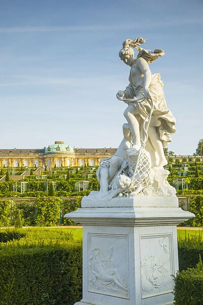 Sanssouci Palace (Schloss Sansouci), Sanssouci Park, Potsdam, Brandenburg, Germany