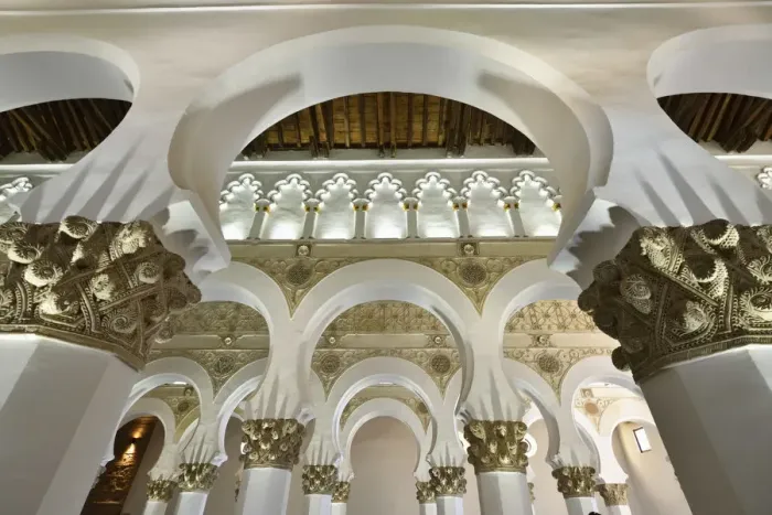 Framed Print : Santa Maria la Blanca synagogue dating back to the 12th century