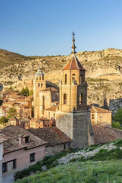Santiago church and Cathedral in the background, Albarracin, Aragon, Spain