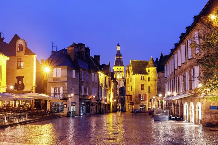 Framed Print : Sarlat la Caneda, Dordogne, France Framed Print : Sarlat la Caneda, Dordogne, France